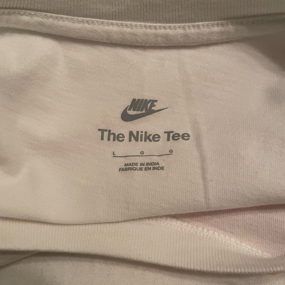 Nike White Tee with Vibrant Pink Logo - Picture 4 of 4